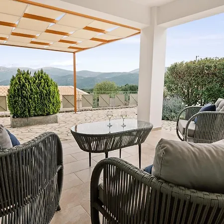 Vasilopoulos Residences - Anthia With Jacuzzi & Shared Pool Argostoli (Kefalonia)