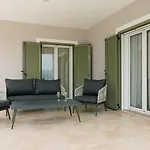 Vasilopoulos Residences - Anthia With Jaccuzzi & Emelia With Shared Pool Вилла *