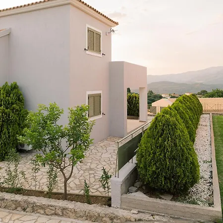 Vasilopoulos Residences - Anthia With Jaccuzzi & Emelia With Shared Pool Vila