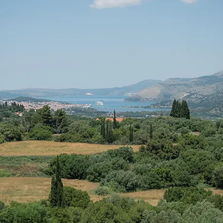 Βίλα Vasilopoulos Residences - Anthia With Jaccuzzi & Emelia With Shared Pool *