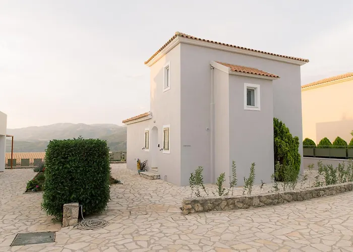 Vasilopoulos Residences - Anthia With Jaccuzzi & Emelia With Shared Pool Argostoli (Kefalonia)