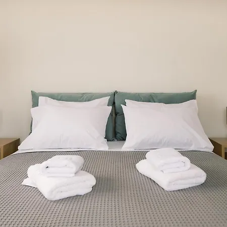 Vasilopoulos Residences - Anthia With Jaccuzzi & Emelia With Shared Pool ヴィラ *